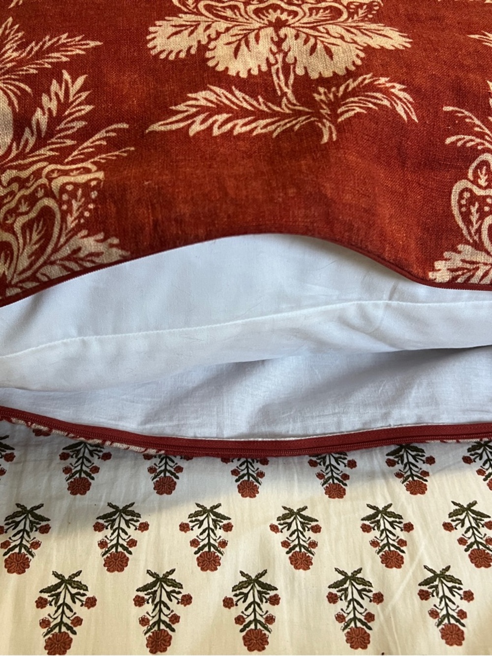 NWT Pottery Barn 100% Linen Amston Vintage Floral Printed Pillow with Insert - Picture 6 of 7